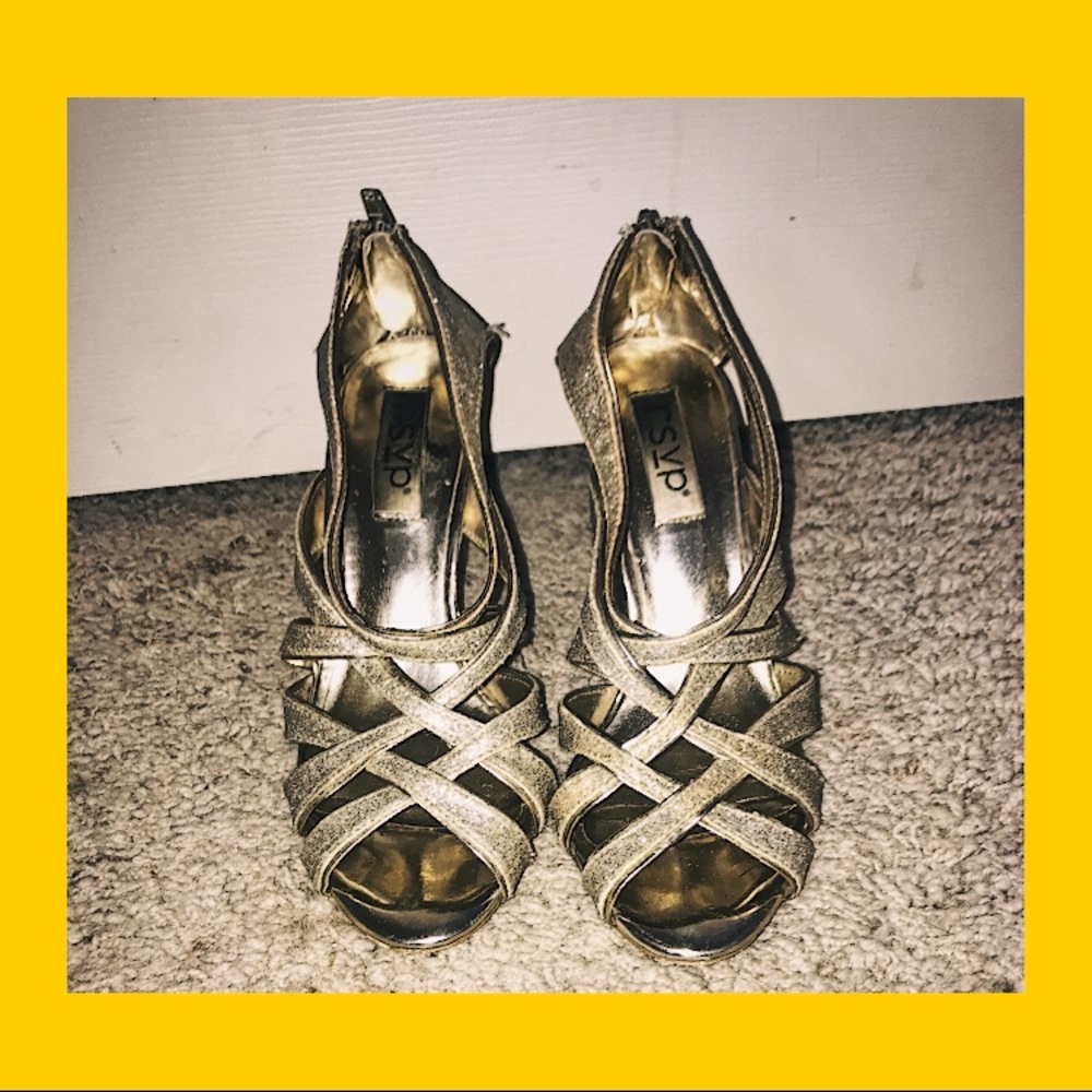 GOLD RVSP HIGH HEELS - Picture 2 of 2